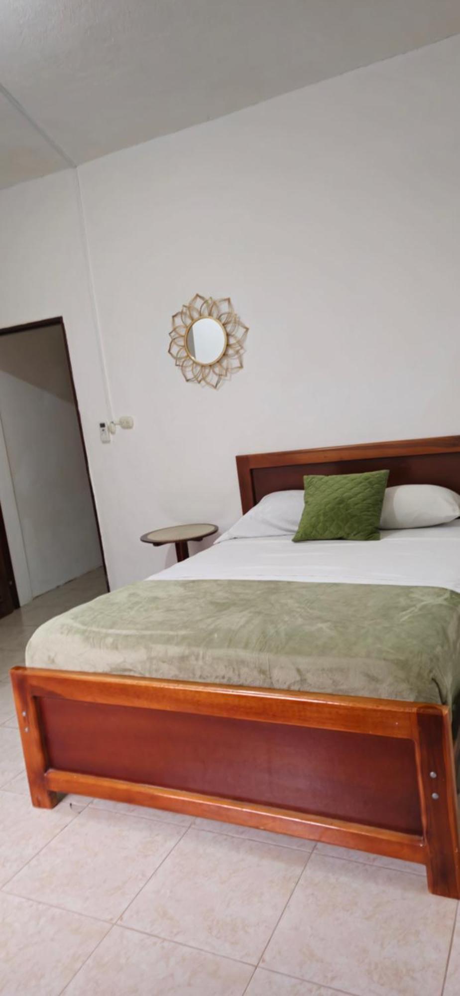 Palmendros Hosteria มอนตาญิตาร์ ภายนอก รูปภาพ
